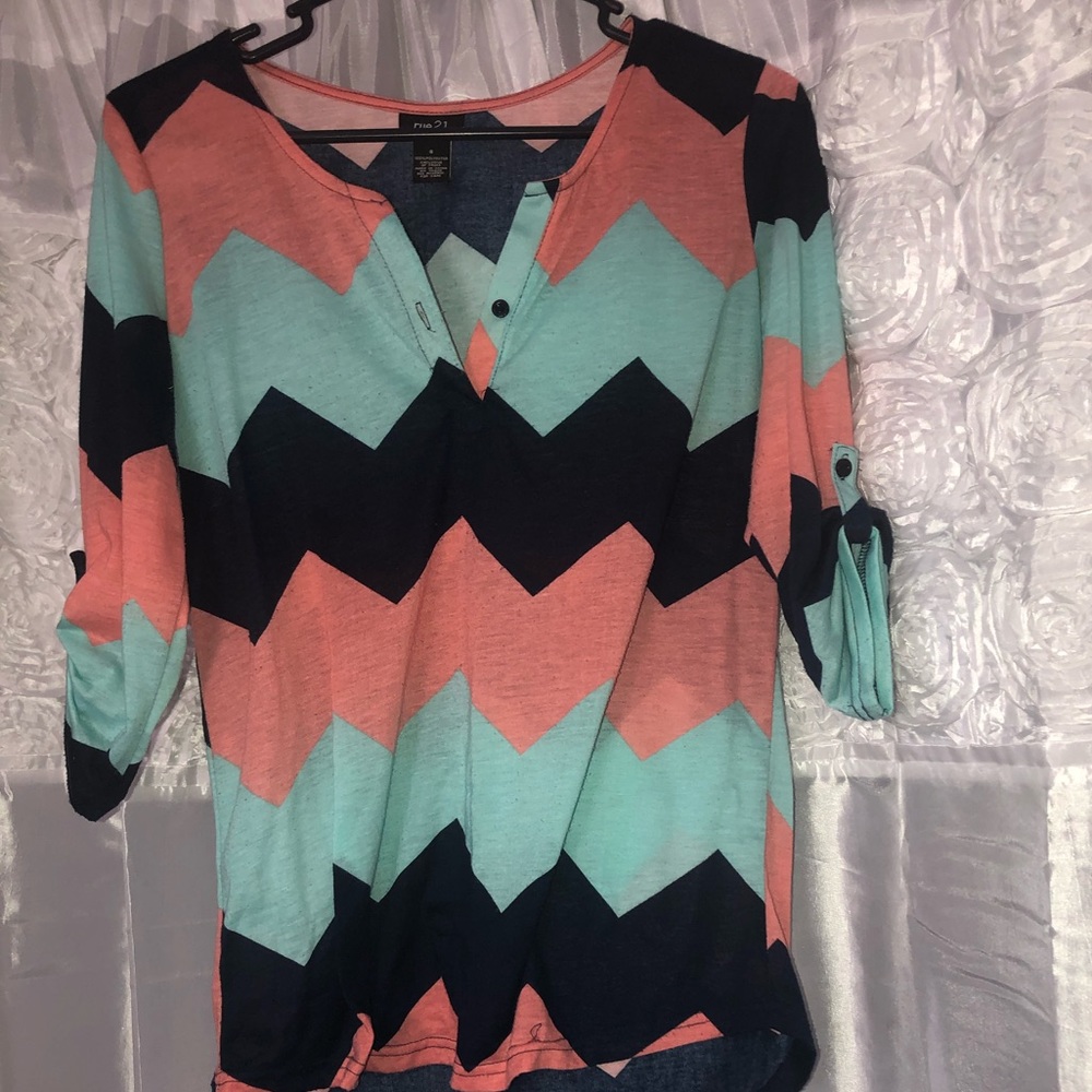 Rue 21 quarter-sleeve